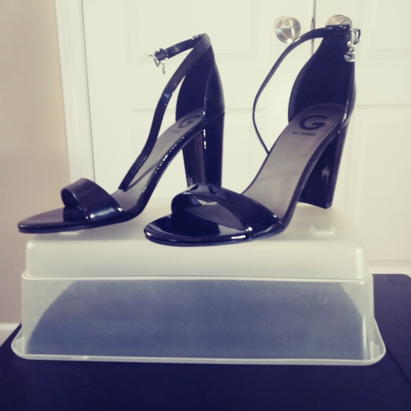 G by Guess Women's Black Heels - NWOT - Picture 3 of 11